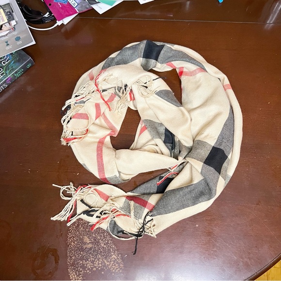 Plaid Fringe Scarf Beige Red Fall Winter Fringe Classic Tartan Pattern Gray - Picture 3 of 8